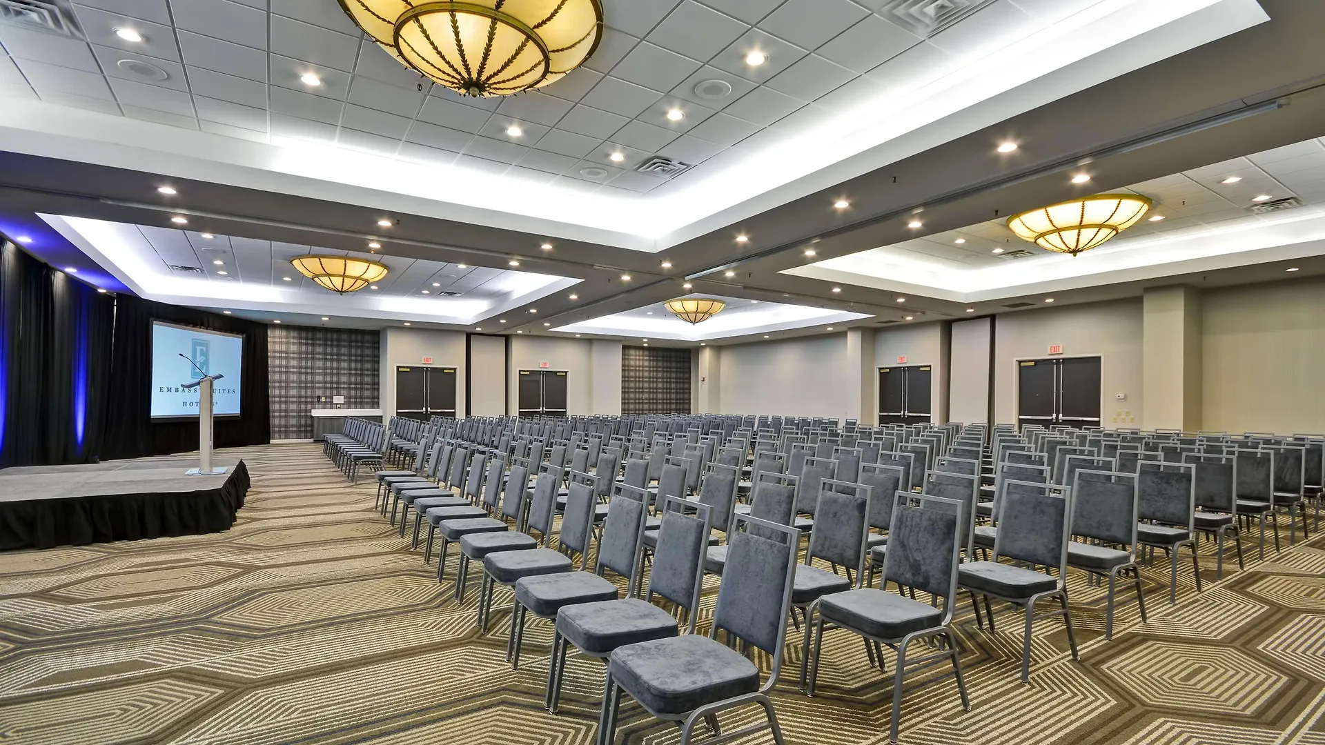 Embassy Suites Charlotte 3*,  United States