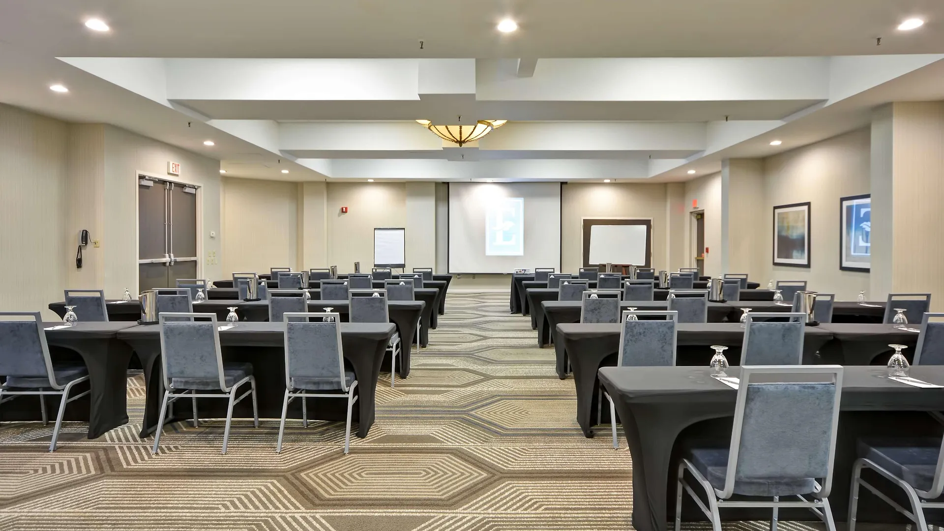 Embassy Suites Charlotte