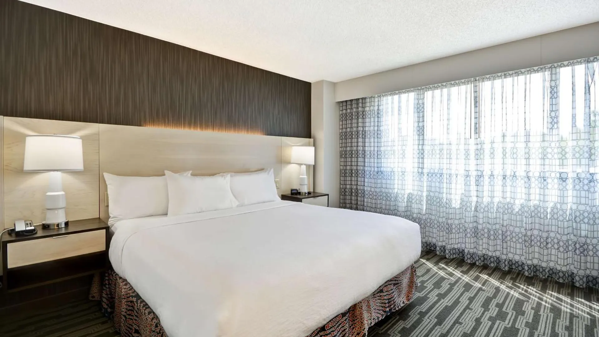 Embassy Suites Charlotte