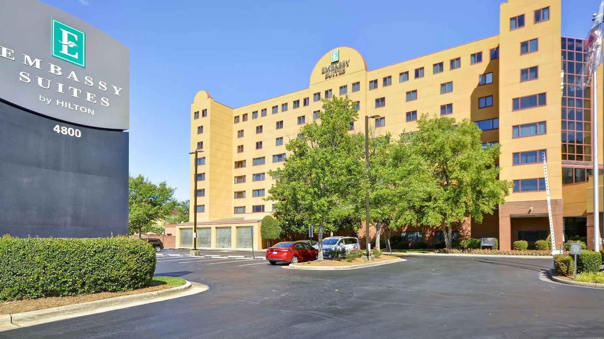 *** Hotel Embassy Suites Charlotte United States