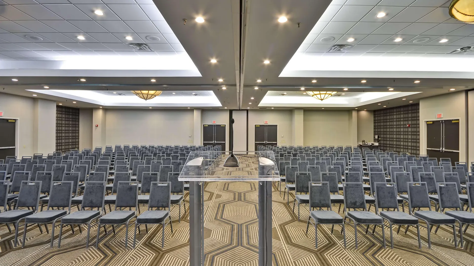 Hotel Embassy Suites Charlotte