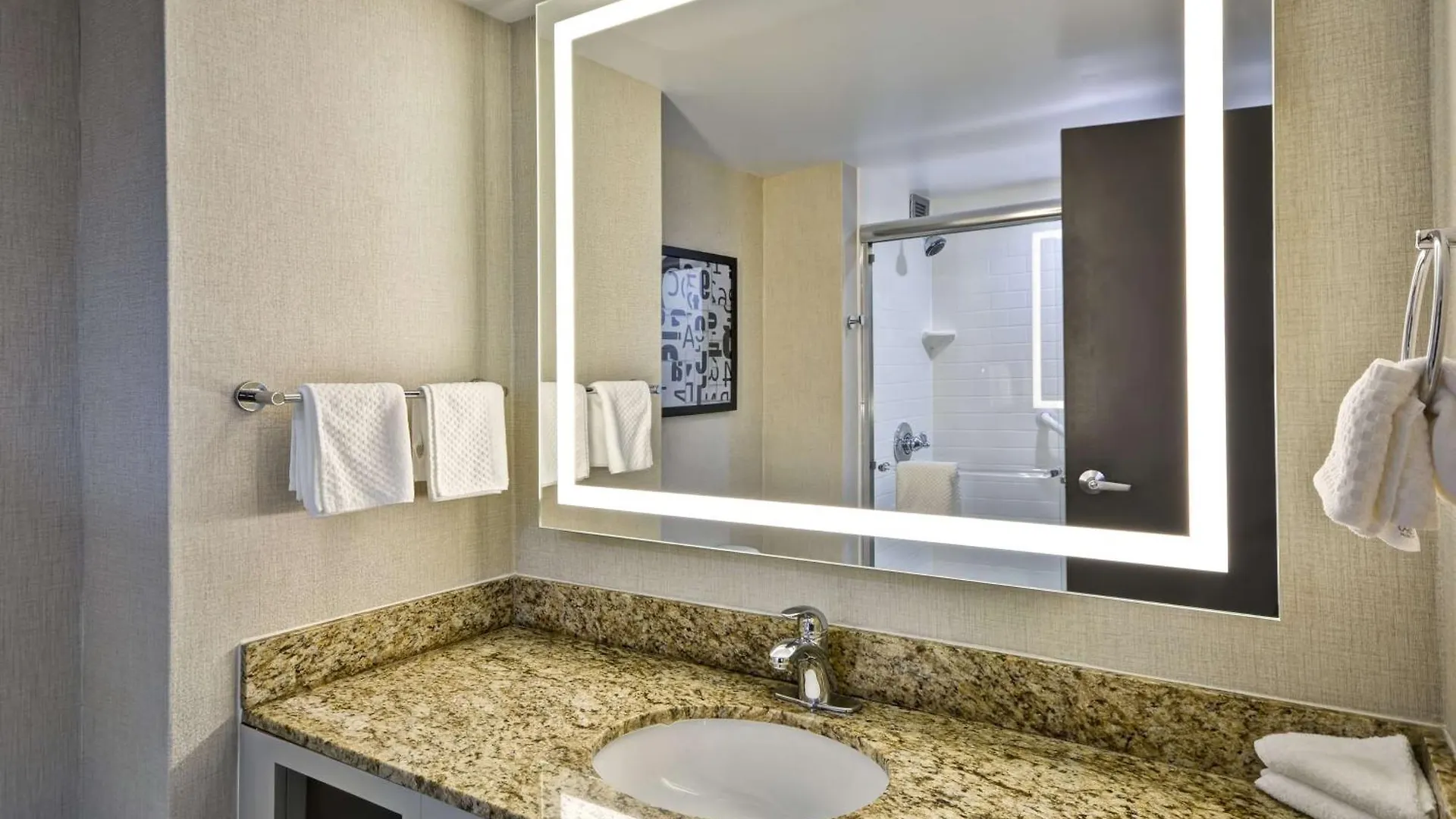 Embassy Suites Charlotte 3*,  États-Unis