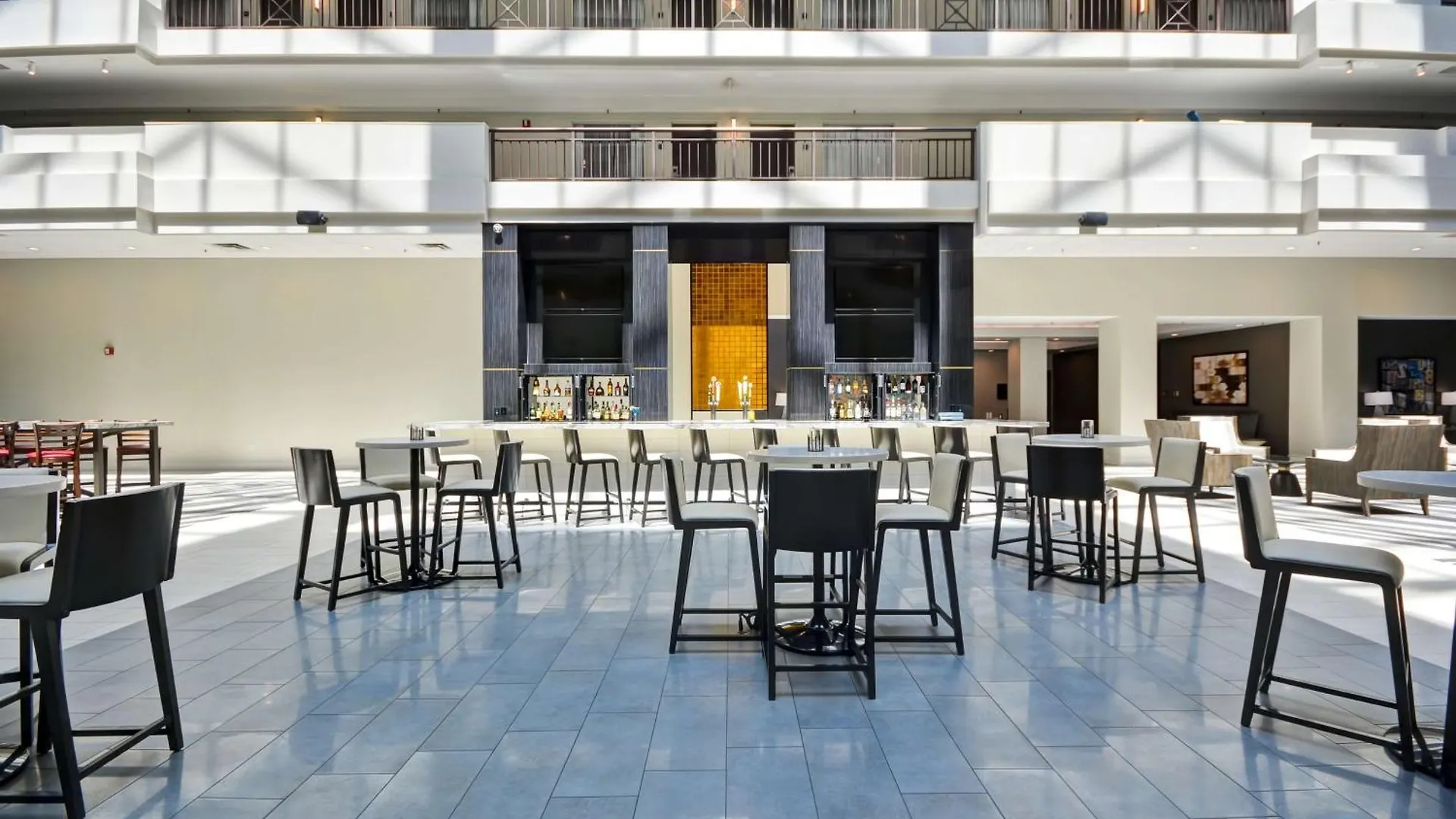 Hotel Embassy Suites Charlotte