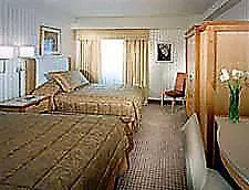 Embassy Suites Charlotte Hotel